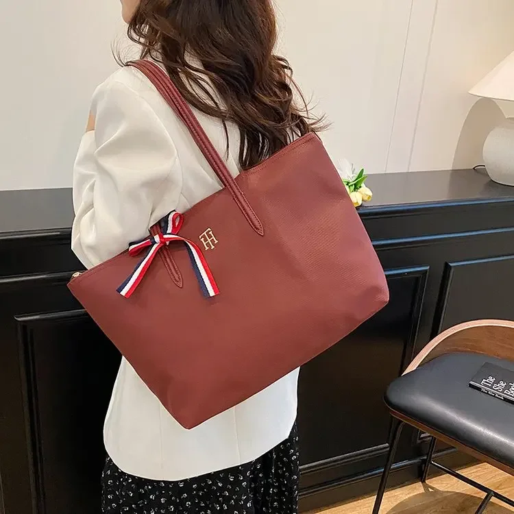 Fisherman Inspired Bag With Multiple Pockets And Durable Waxed Leather Material