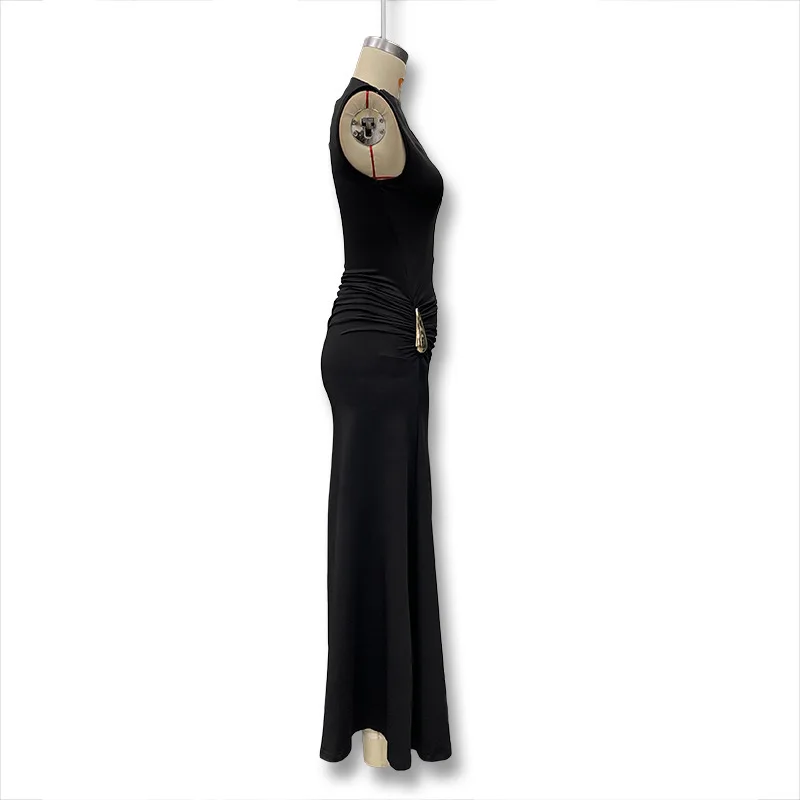 Women's Sleeveless Slim Fit Metal Decorated Wrap Sexy Pleated Dress Autumn 2025 Street Style Long Skirt High Waist round Neck Women's Sleeveless Slim Fit Metal Decorated Wrap Sexy Pleated Dress Autumn 2025 Street Style Long Skirt High Waist round Neck