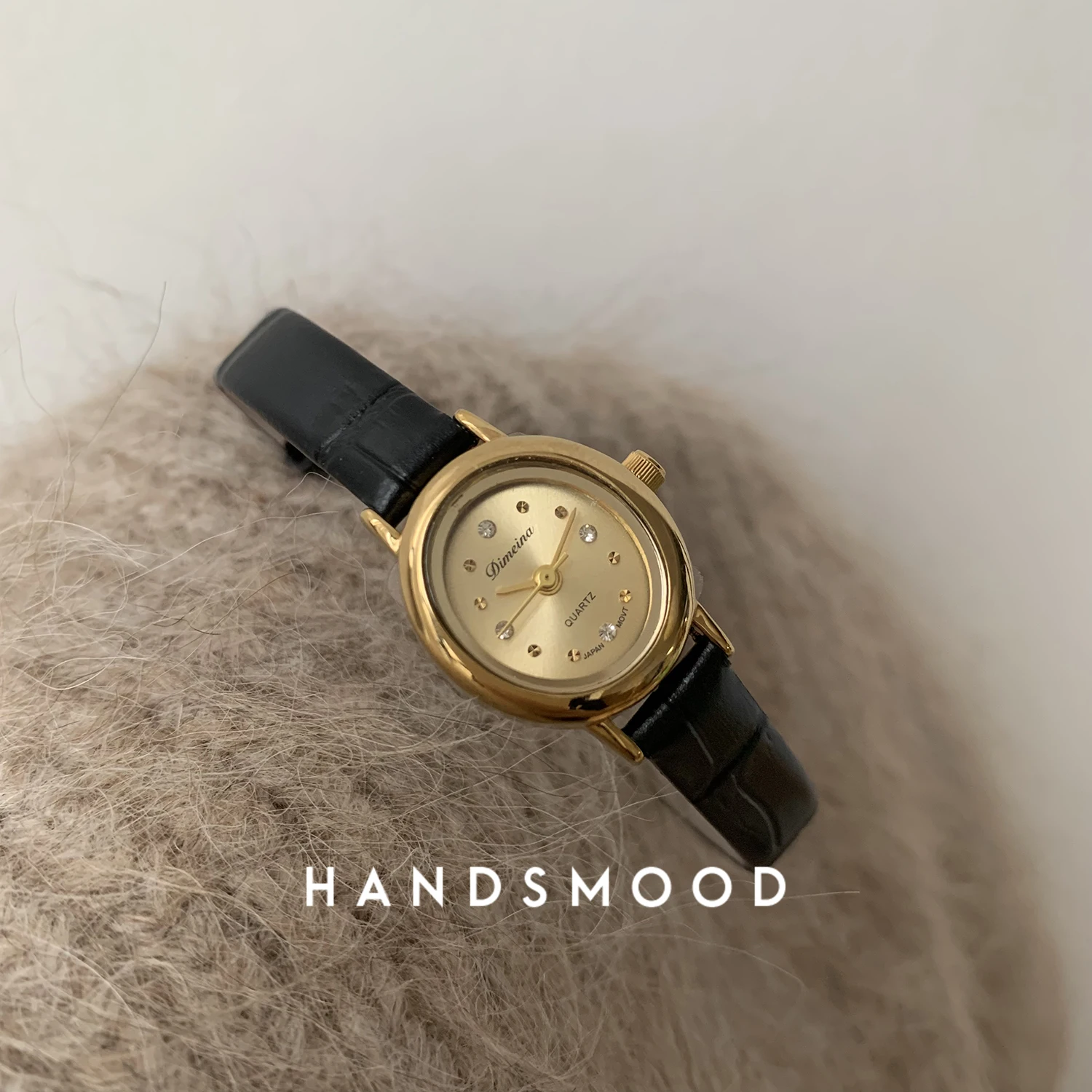 2024 New Women's Watch Gold Plated Watch Women's Bracelet, Medium Ancient Jewelry Luxury and High end Inlaid Water Diamond 2024 New Women's Watch Gold Plated Watch Women's Bracelet, Medium Ancient Jewelry Luxury and High end Inlaid Water Diamond